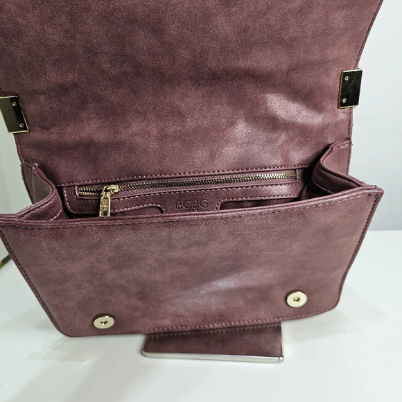BCBG Paris Carmen Large Textured Leather Chain Shoulder Handbag Mauve Purple - Picture 8 of 15